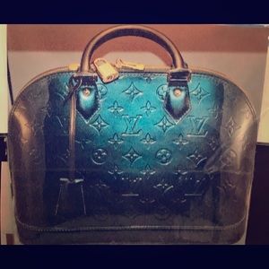 LOUIS VUITTON ALMA PM MONOGRAM VERNIS HANDBAG 👜